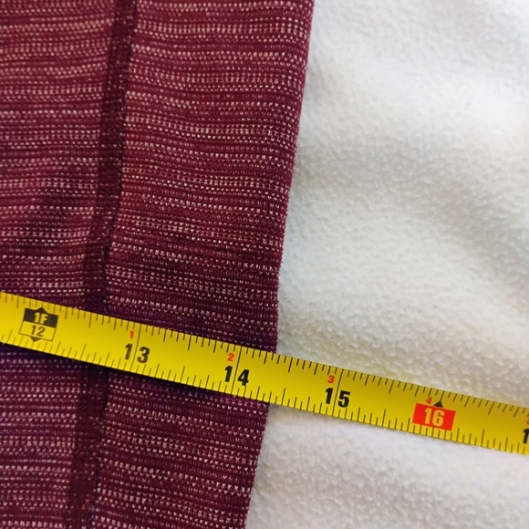 Elegant Burgundy Leggings With Pockets - Picture 7 of 9